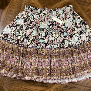 Max Studio London Women’s Mini Skirt Size L Floral print